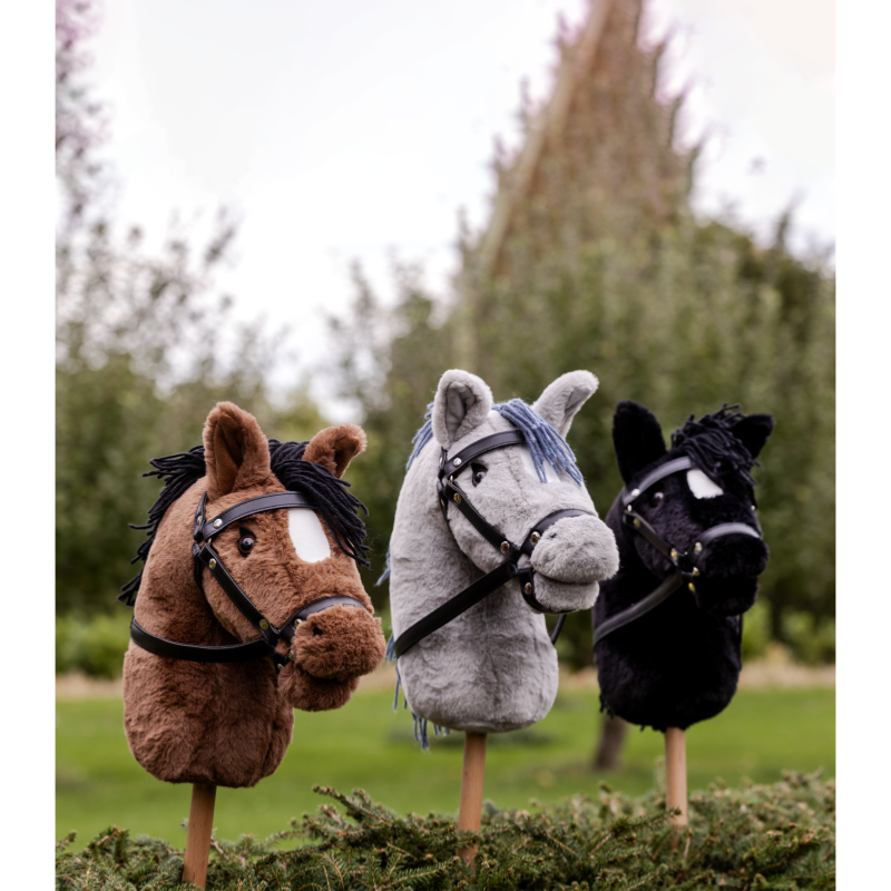 WALDHAUSEN - Hobby Horse avec bride amovible et manche bois Blacky, Toffy et Milky BLANC MILKY